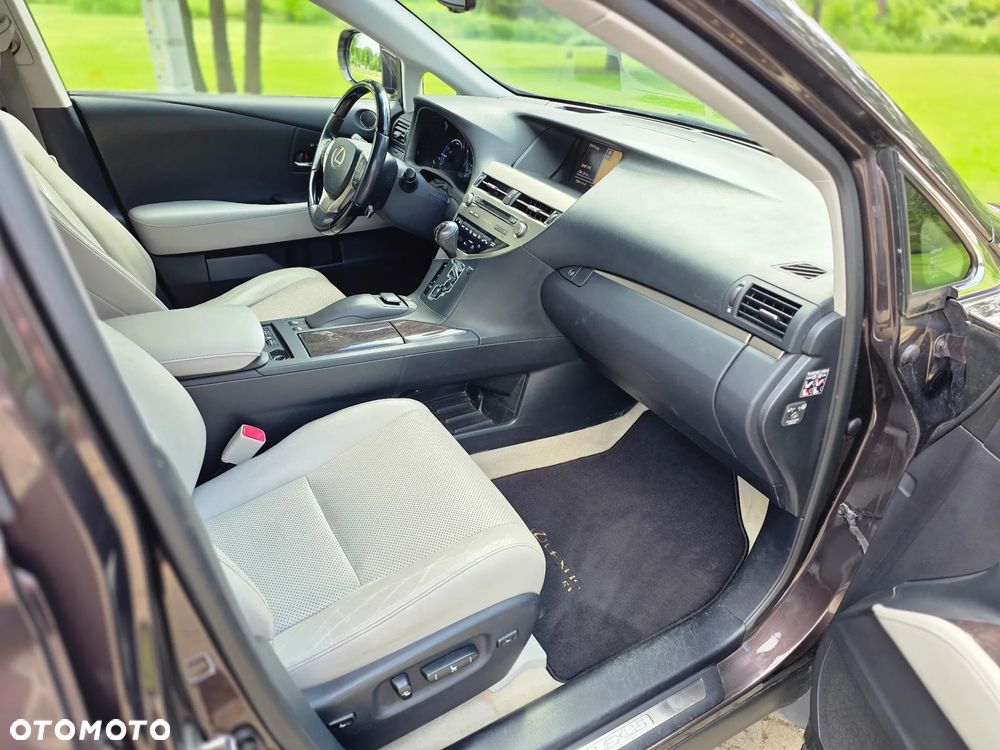 Lexus RX - 20