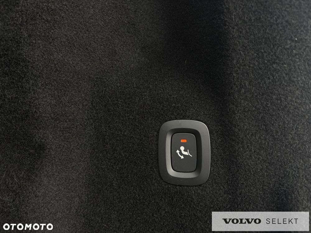 Volvo XC 60 - 25