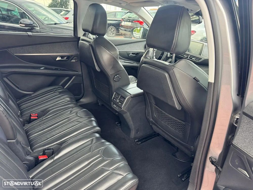 Peugeot 5008 1.2 PureTech GT Pack EAT8 - 24
