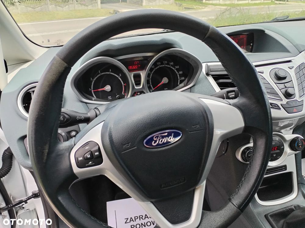 Ford Fiesta - 21