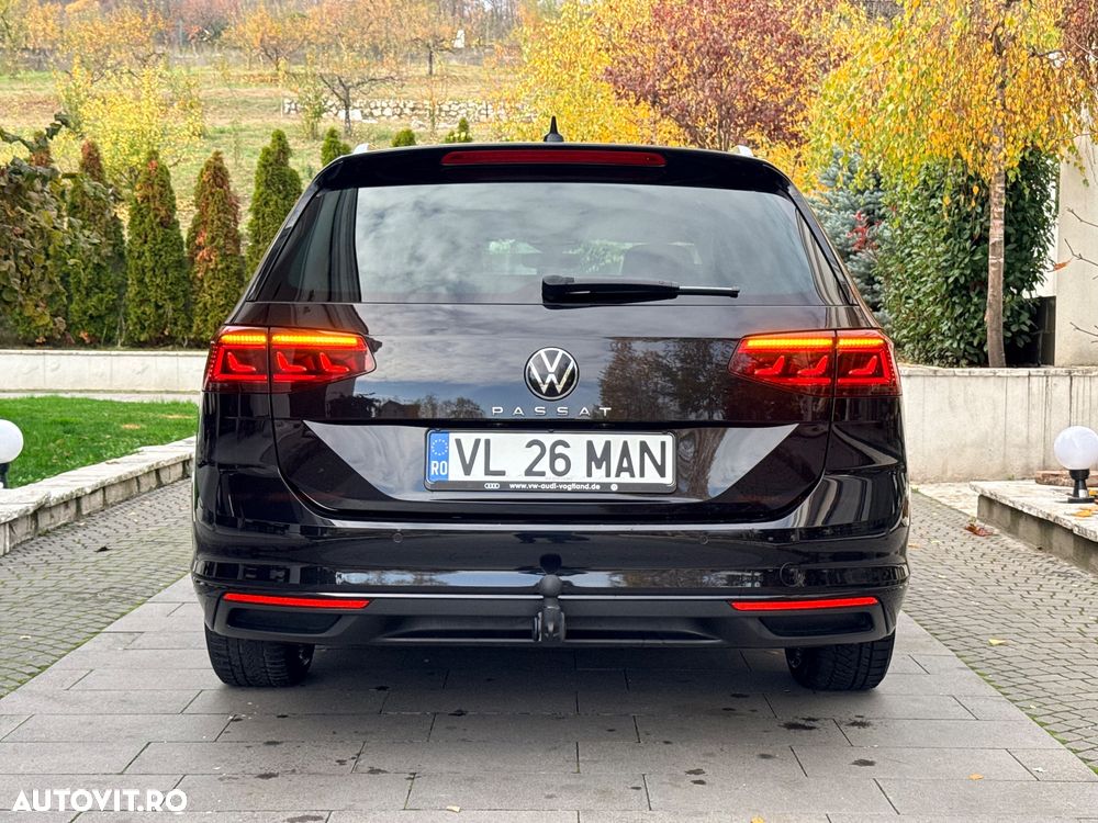 Volkswagen Passat Variant 2.0 TDI SCR DSG Business - 24