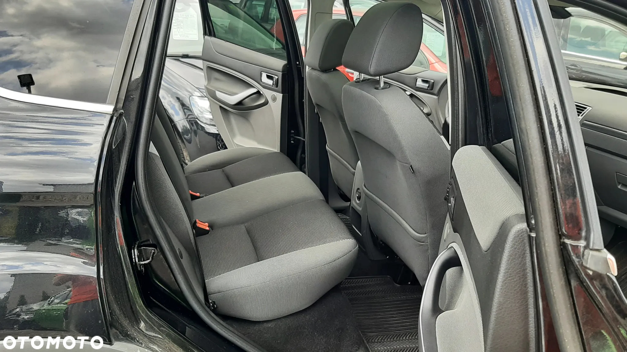 Ford Kuga 2.0 TDCi Trend - 16