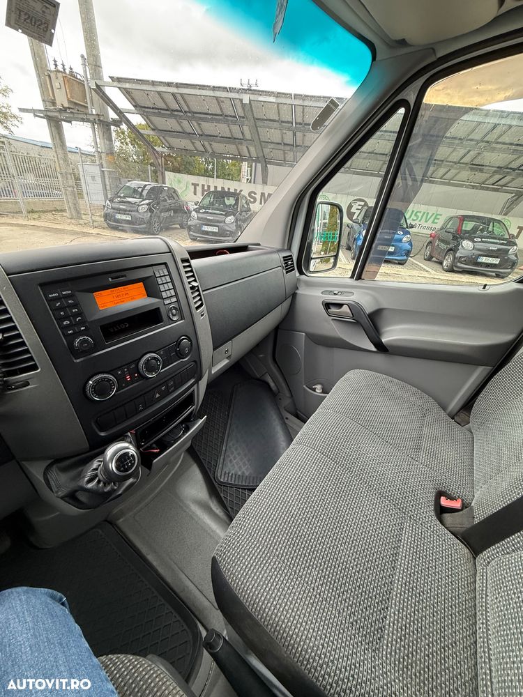 Mercedes-Benz Sprinter 6+1 locuri - 15