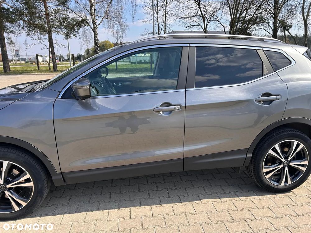 Nissan Qashqai - 2