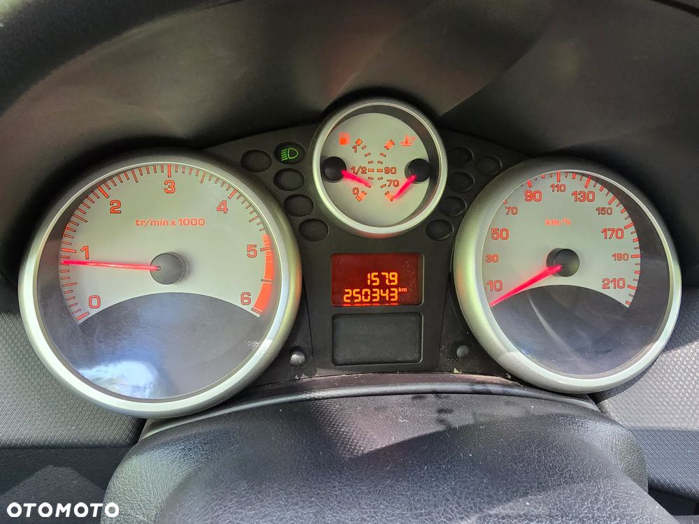 Peugeot 207 90 HDi FAP (Blue Lion) Urban Move - 15
