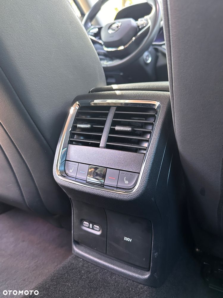 Skoda Octavia 2.0 TDI Style DSG - 12