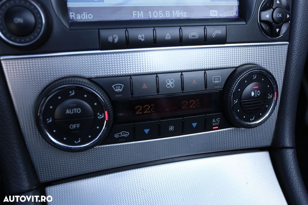Mercedes-Benz CLK - 13