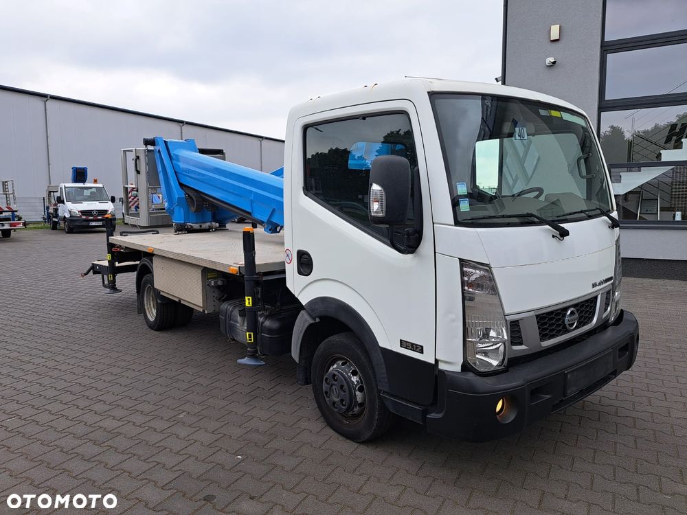 Versalift VTX-240 na Nissan NT400 58.000 EUR netto - 7