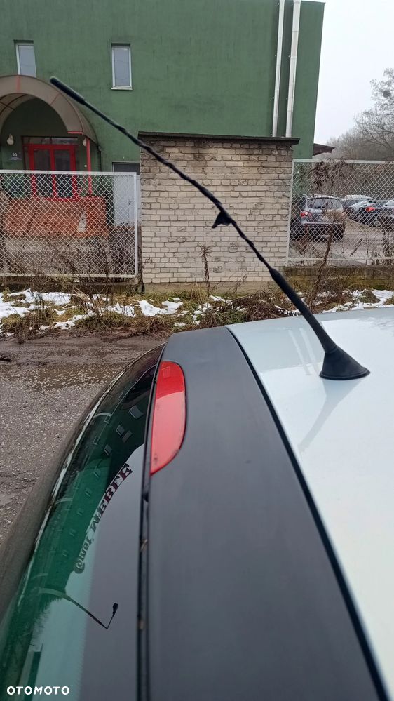 Renault Clio 1.2 16V Authentique - 13