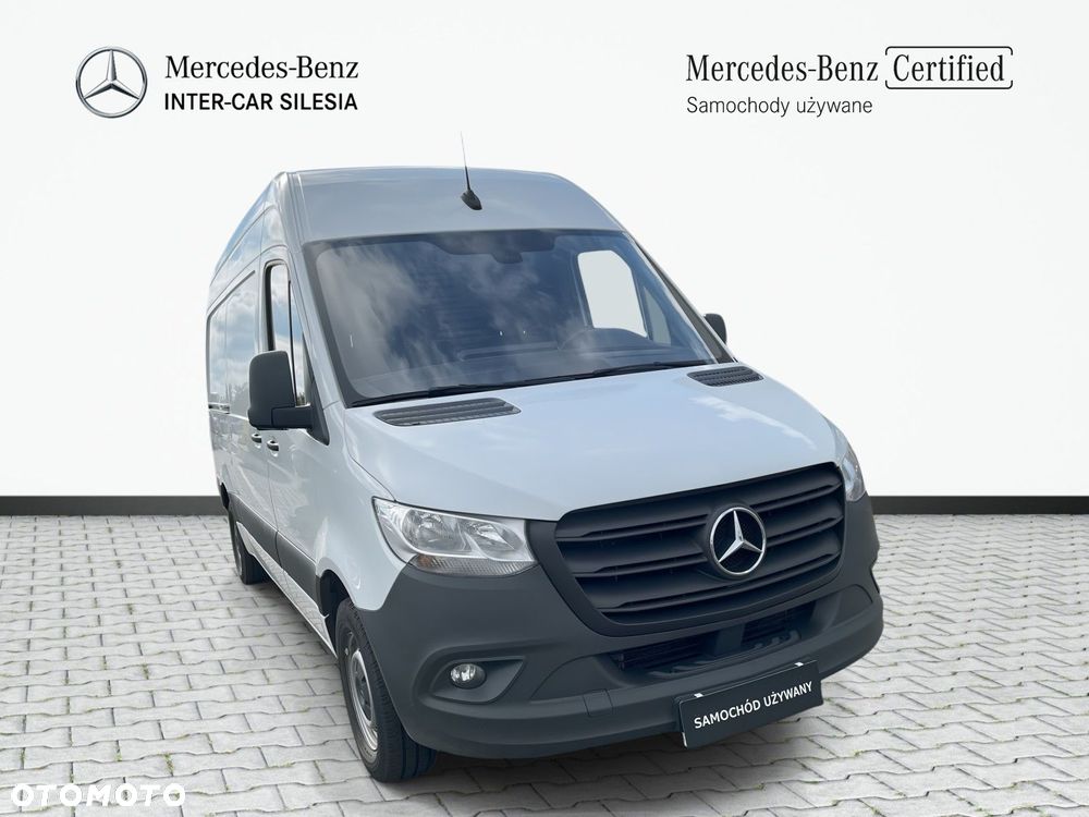 Mercedes-Benz Sprinter - 4