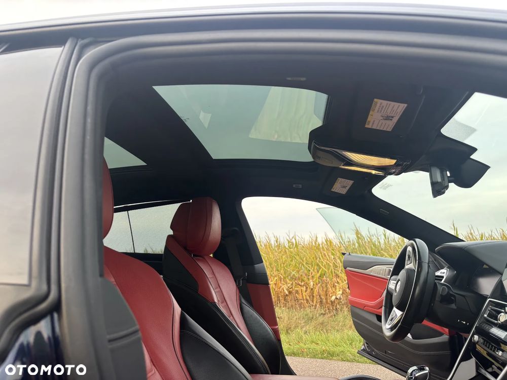 BMW Seria 8 M850i xDrive - 29