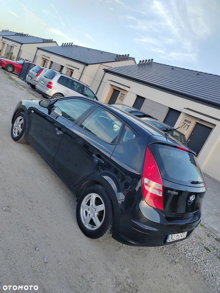 Hyundai i30 1.4 Blue Comfort - 9