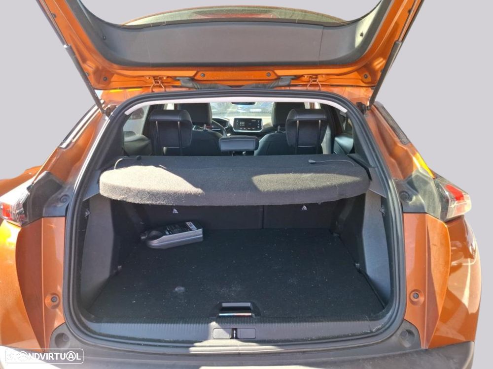 Peugeot 2008 - 12