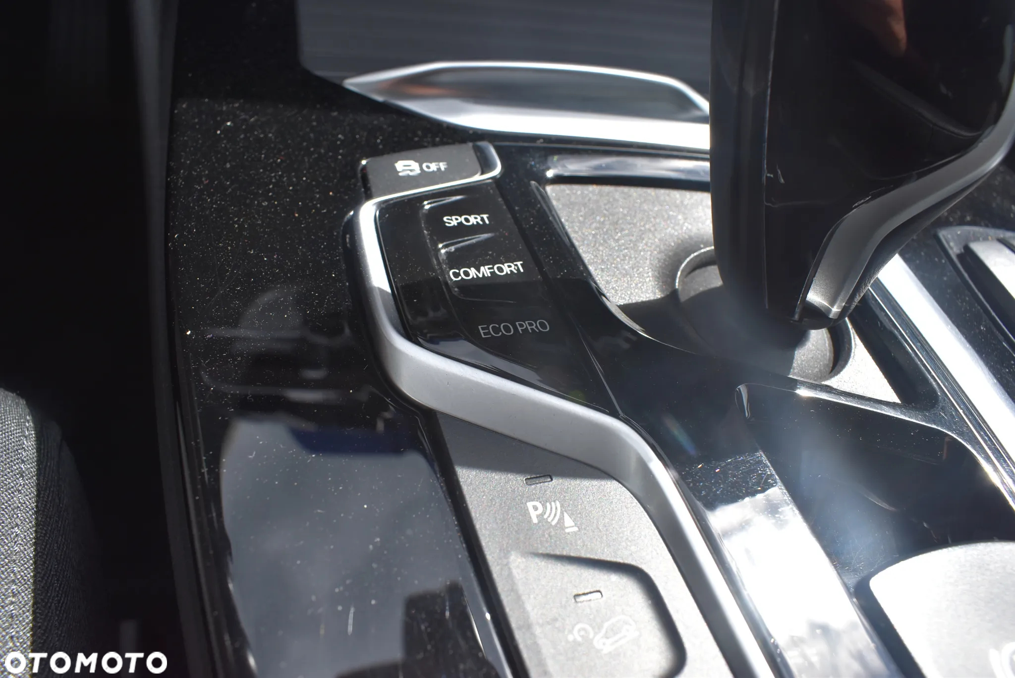 BMW X4 xDrive20i GPF Advantage sport - 31