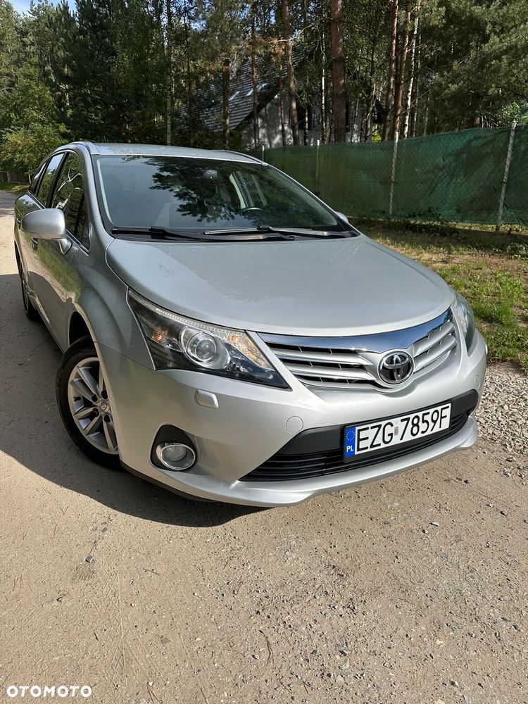 Toyota Avensis 1.8 Executive - 1
