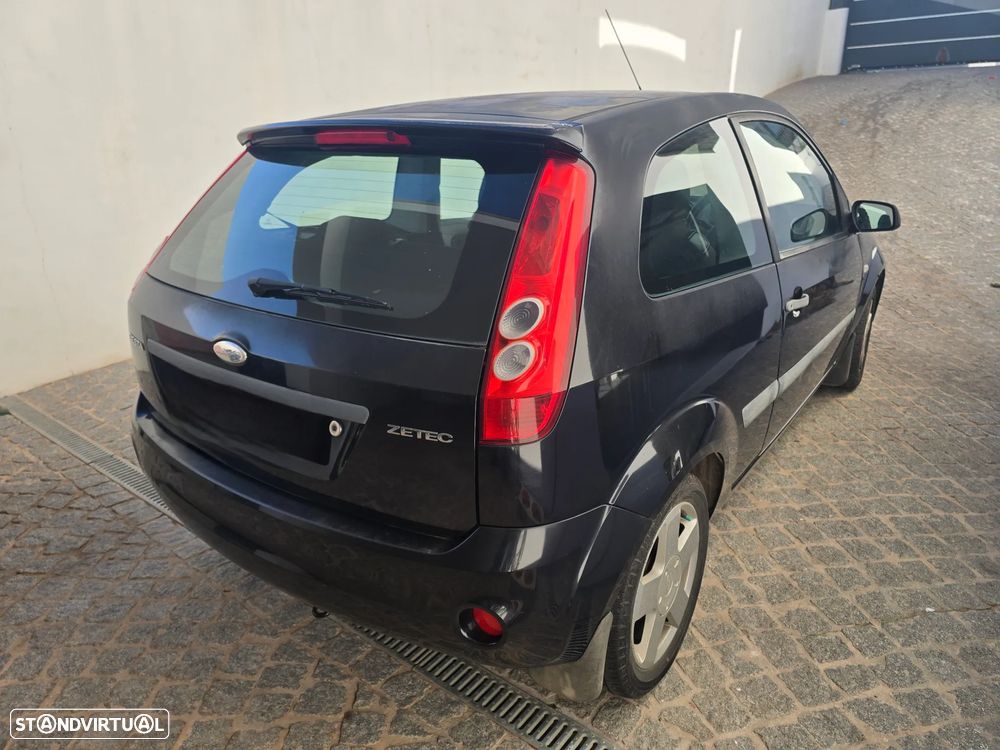 Ford Fiesta 1.25 Techno - 1