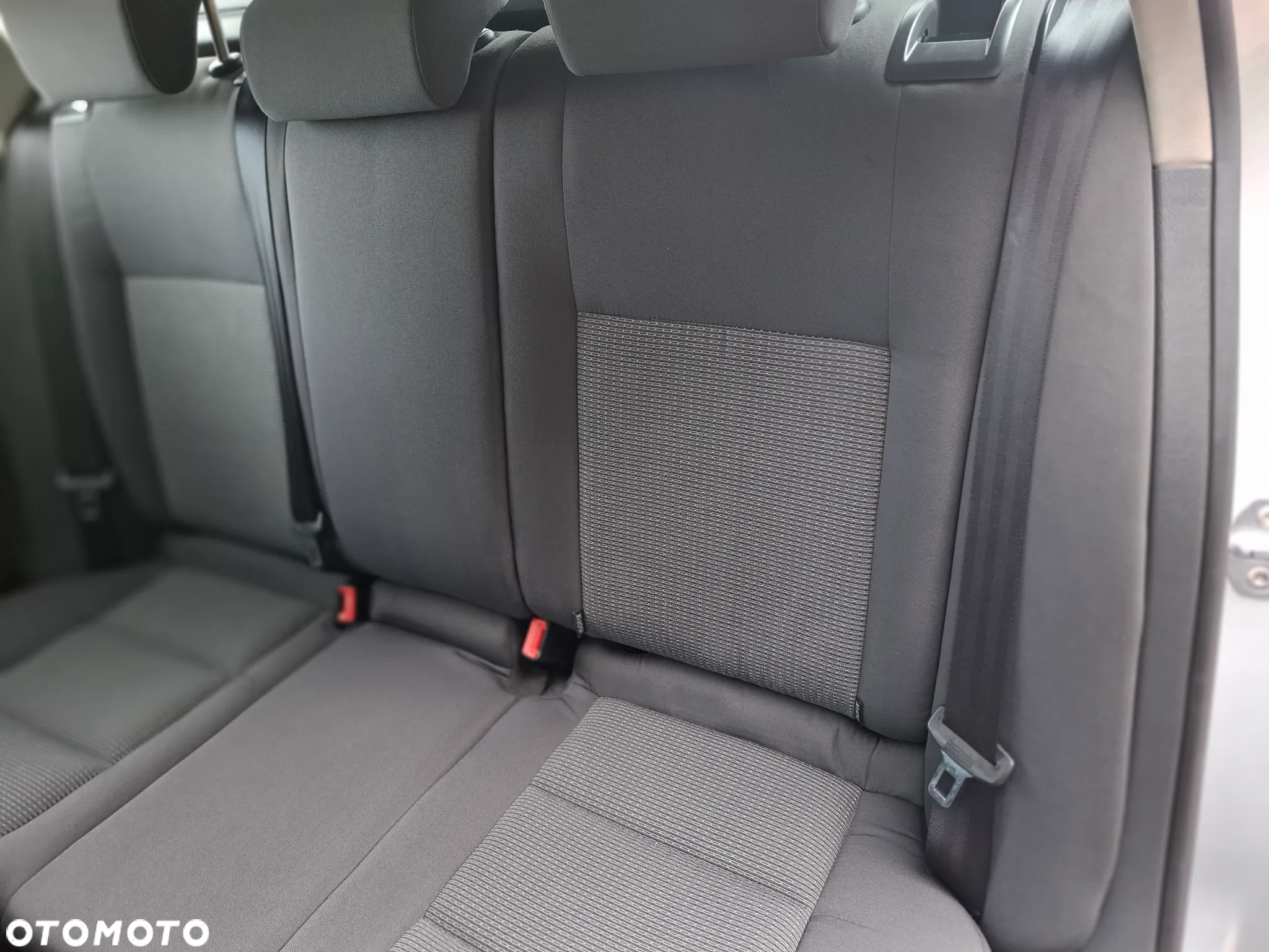 Volkswagen Golf 1.9 TDI Comfortline - 8