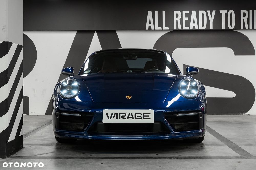 Porsche 911 Carrera 4S - 2