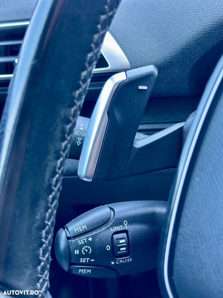 Peugeot 3008 - 28