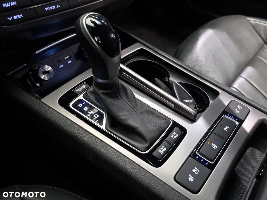 Genesis G80 - 11