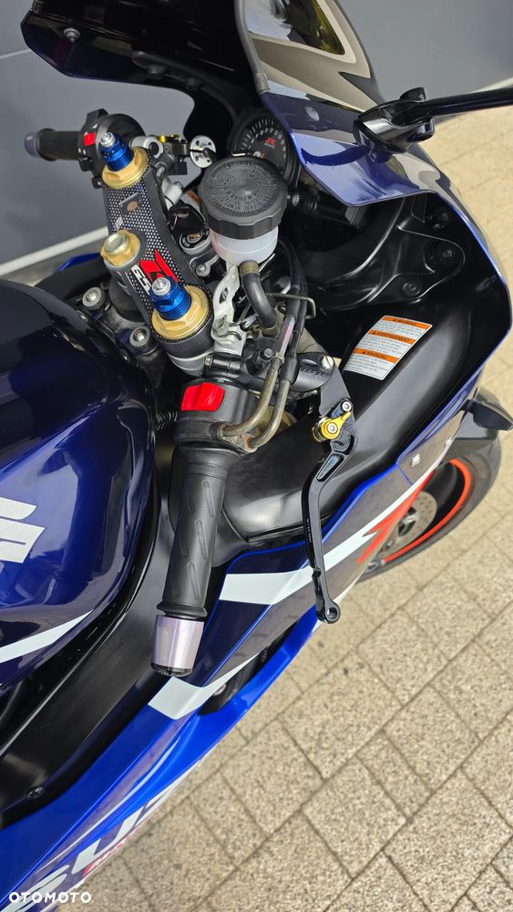 Suzuki GSX-R - 8