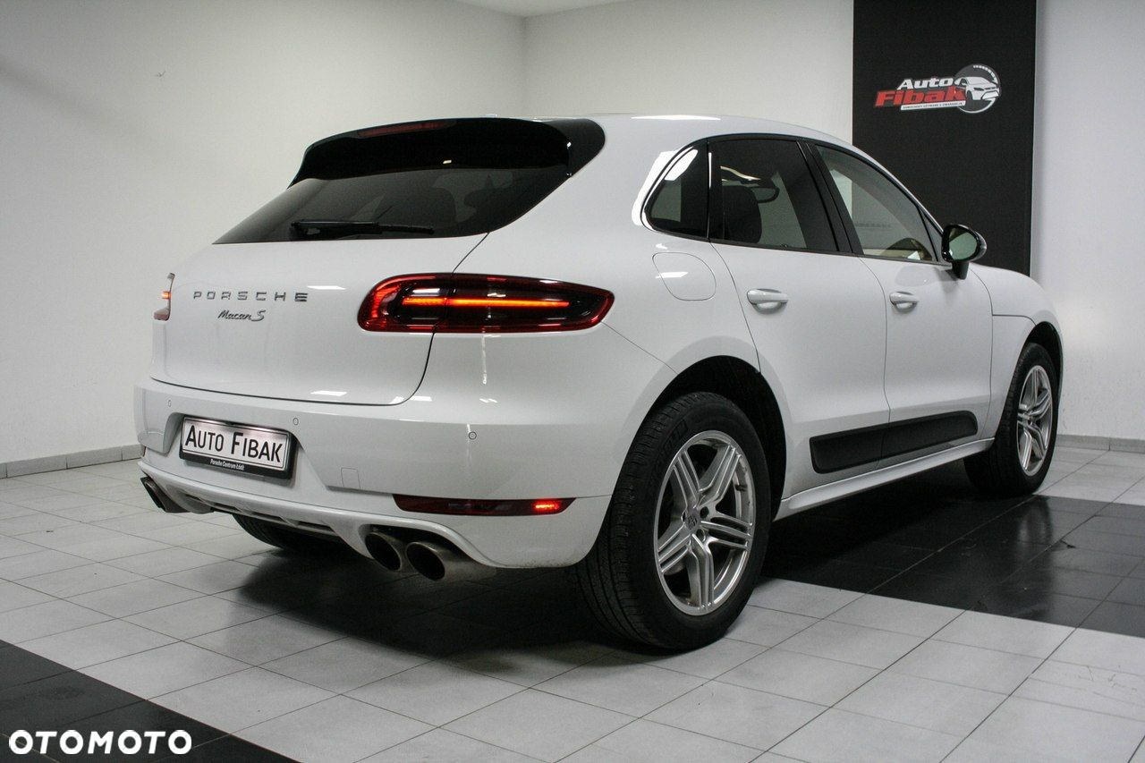Porsche Macan - 10