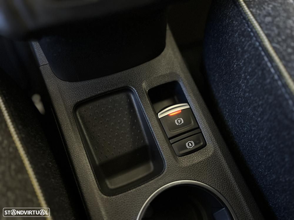 Renault Captur 1.0 TCe Techno Bi-Fuel - 31