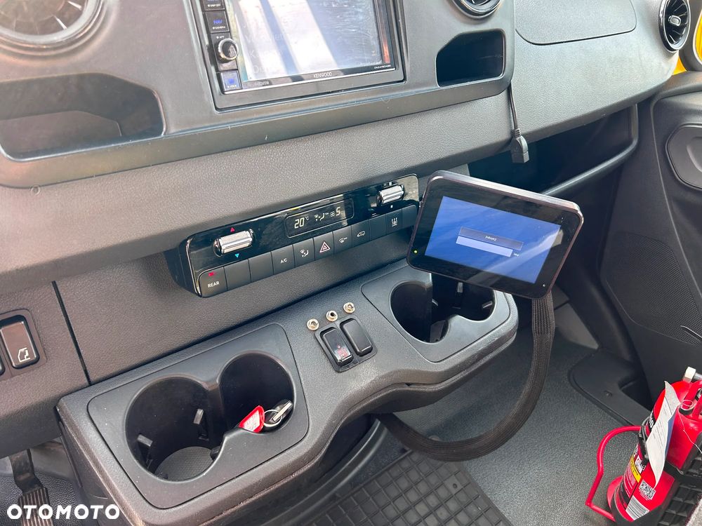 Mercedes-Benz Sprinter CITY - 15
