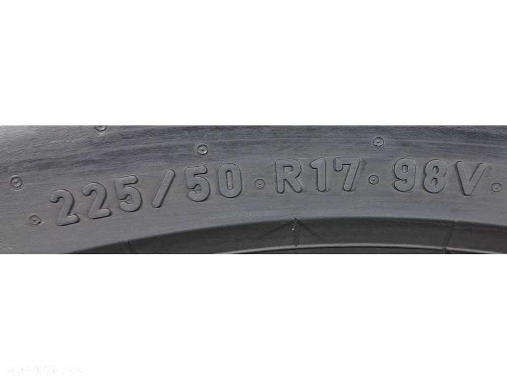 Opony zimowe 225/50R17 98V Pirelli - 3