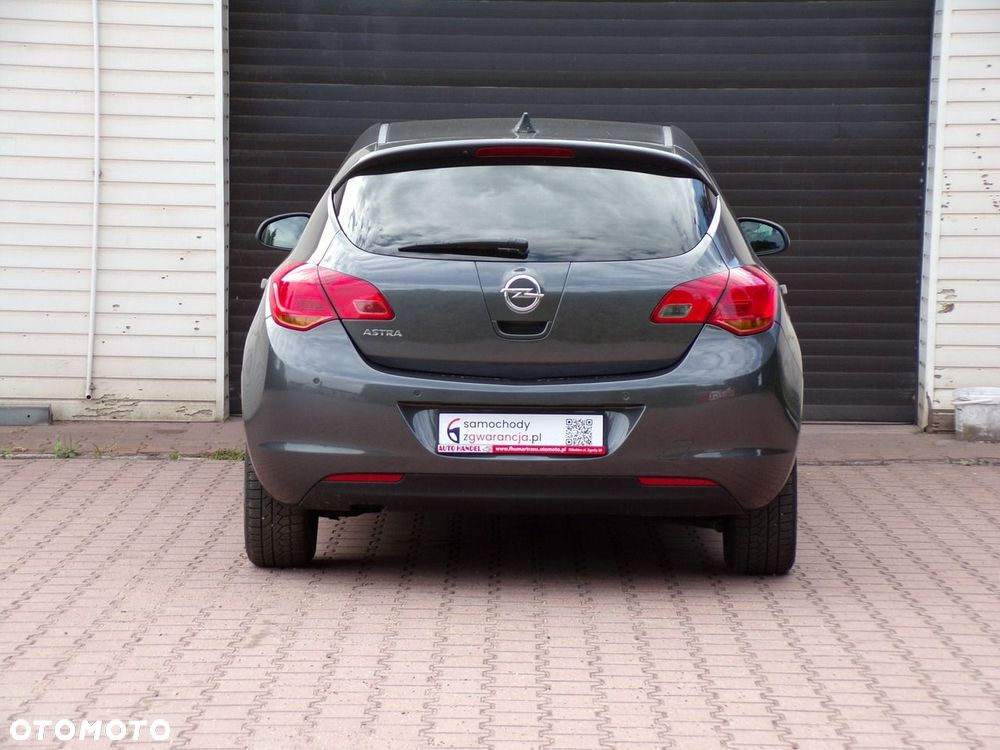 Opel Astra - 16