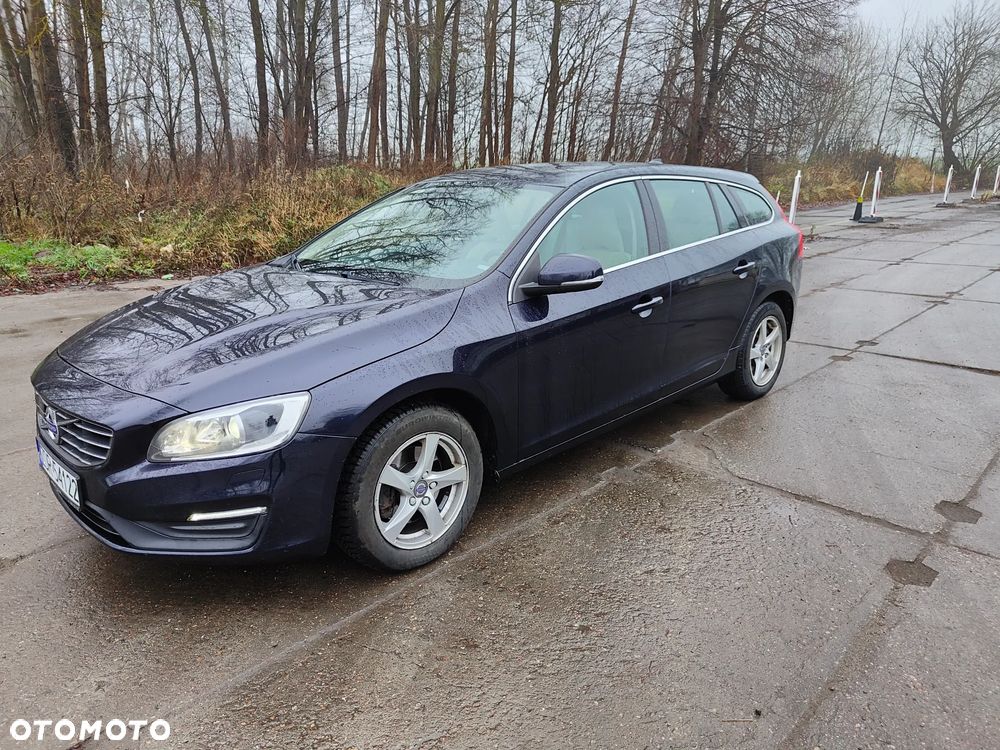 Volvo V60 D3 Drive-E Momentum - 2