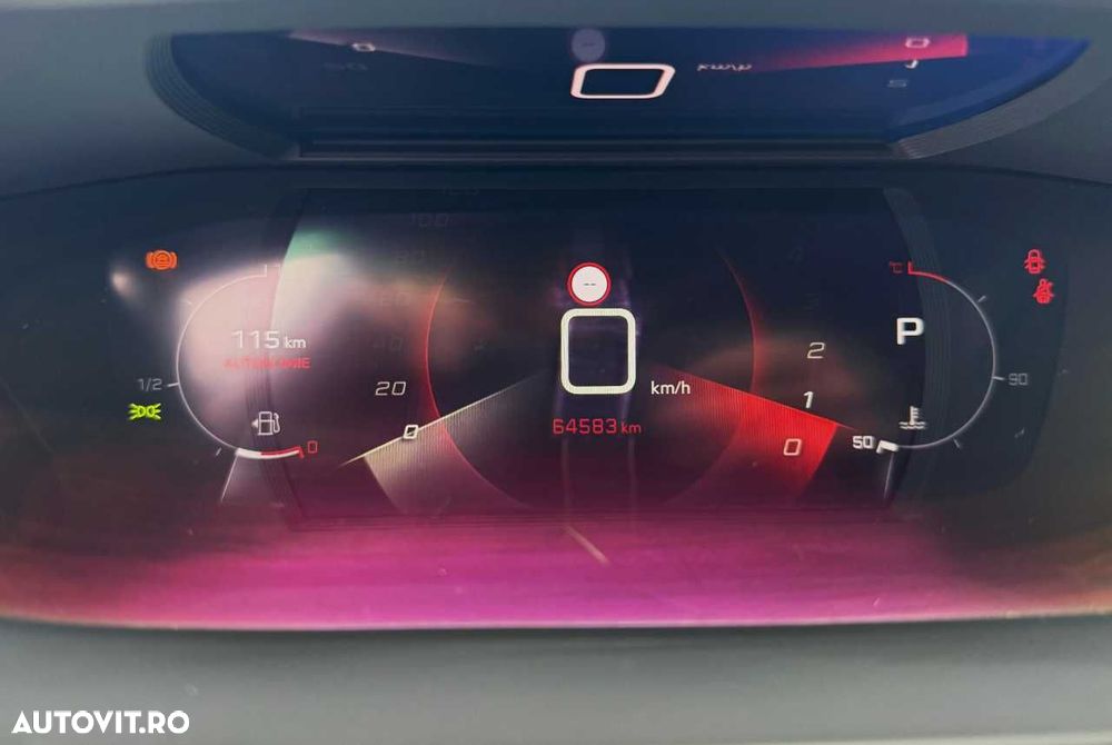 Peugeot 2008 1.5 BlueHDI 130 S&S EAT8 Allure - 26