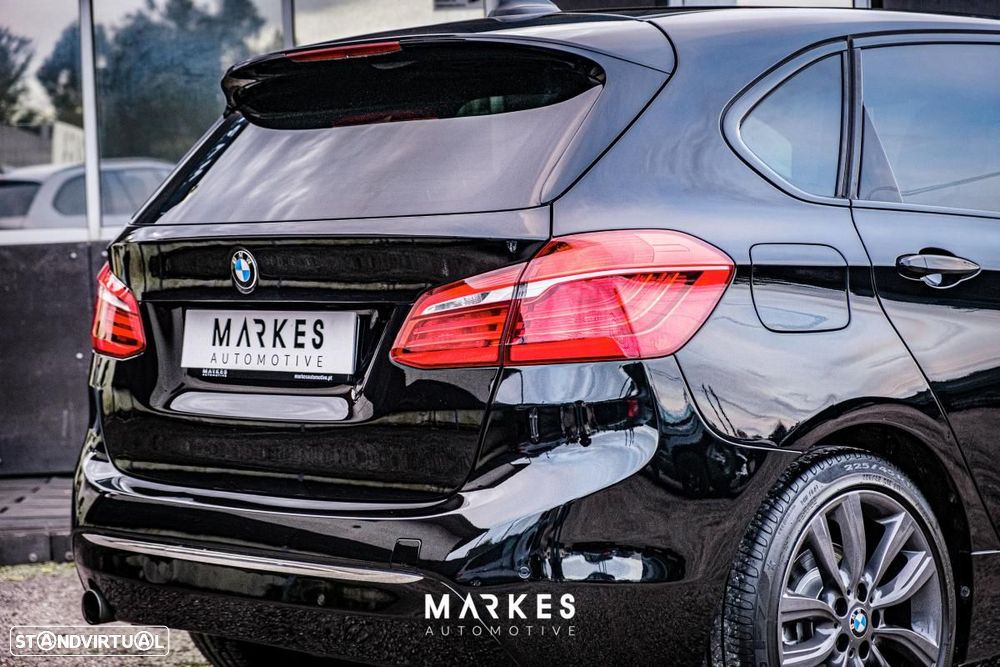 BMW 218 Active Tourer - 11