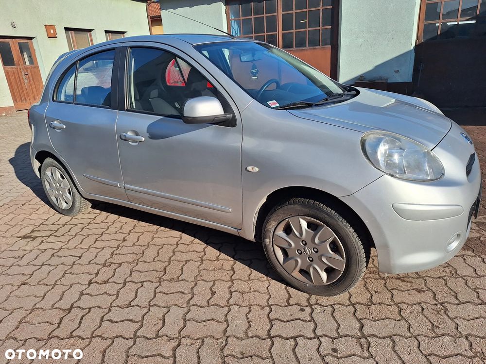 Nissan Micra 1.2 Bild der Frau - 2