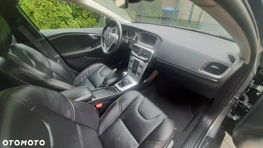 Volvo V40 Cross Country T3 - 29