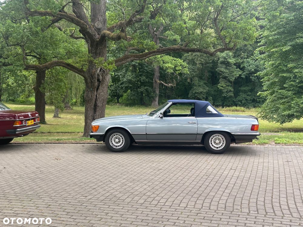 Mercedes-Benz SL - 1