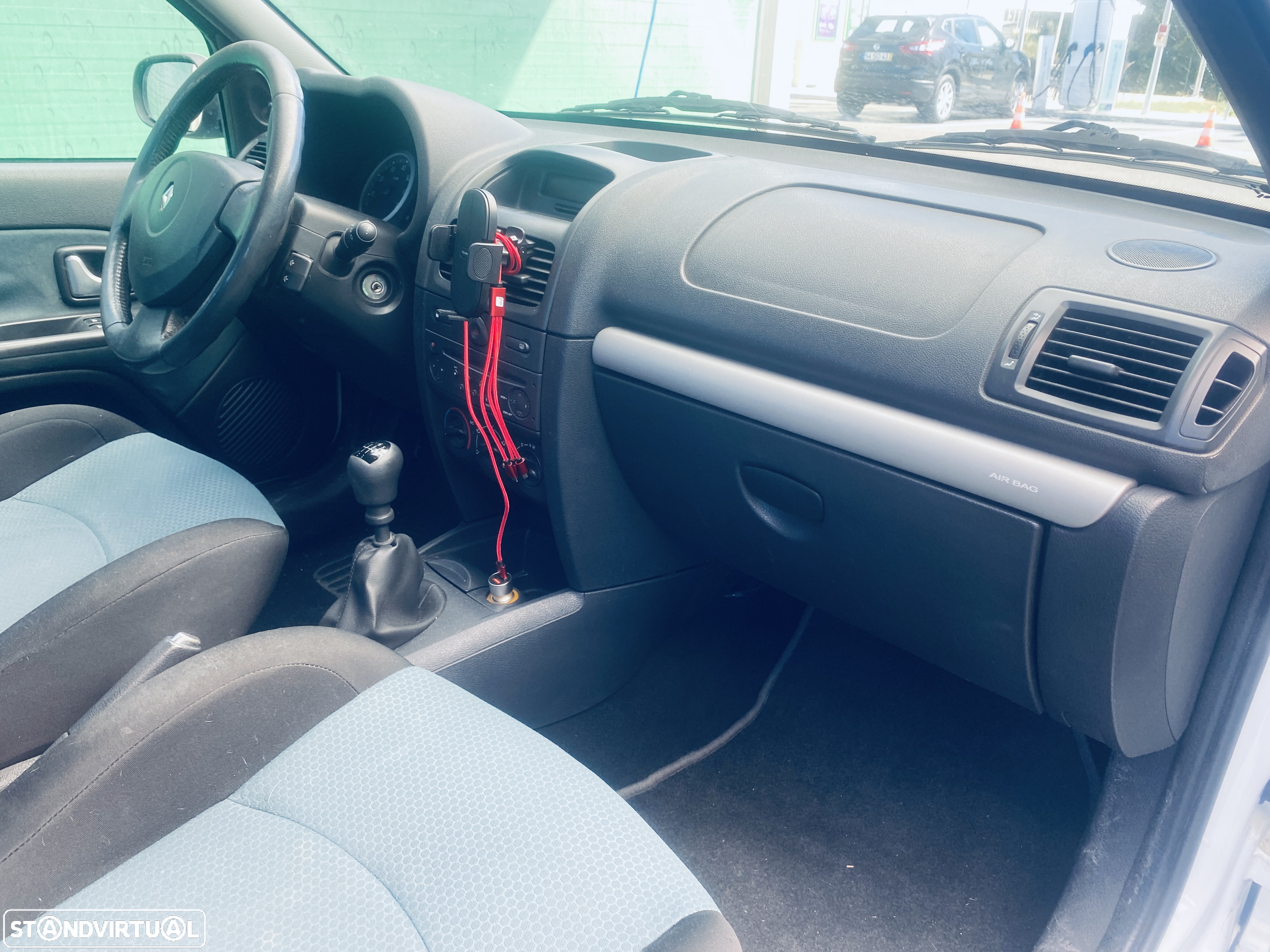 Renault Clio 1.2 16V SE Storia - 10