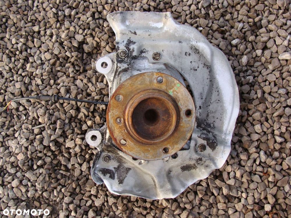 zwrotnica piasta przód prawy bmw seria 5 e60 e61 6760954 - 1