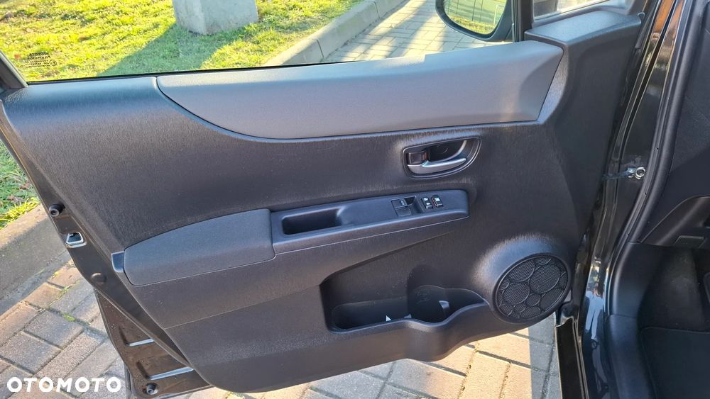 Toyota Yaris 1.33 VVT-i Executive - 18