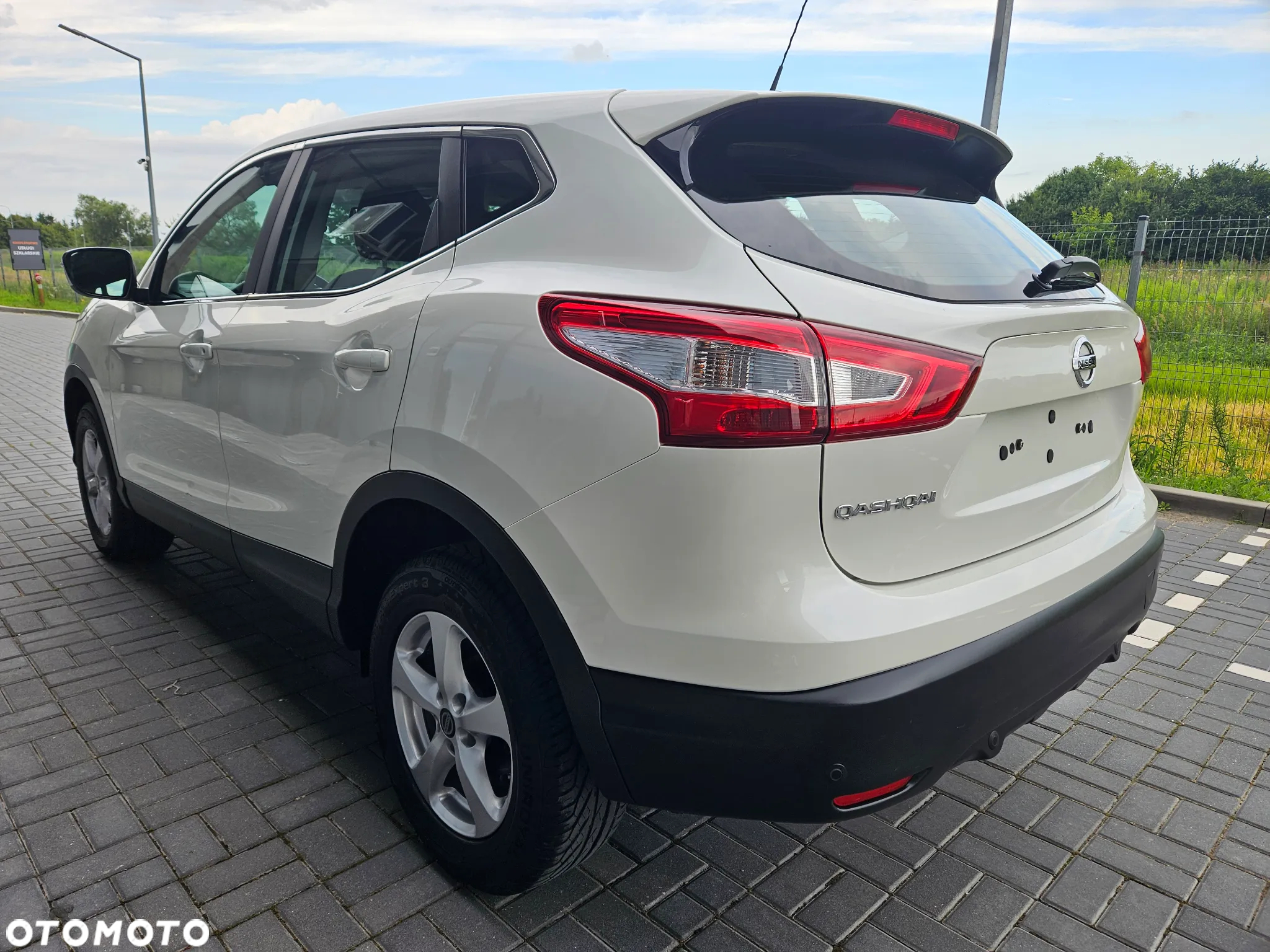 Nissan Qashqai - 12