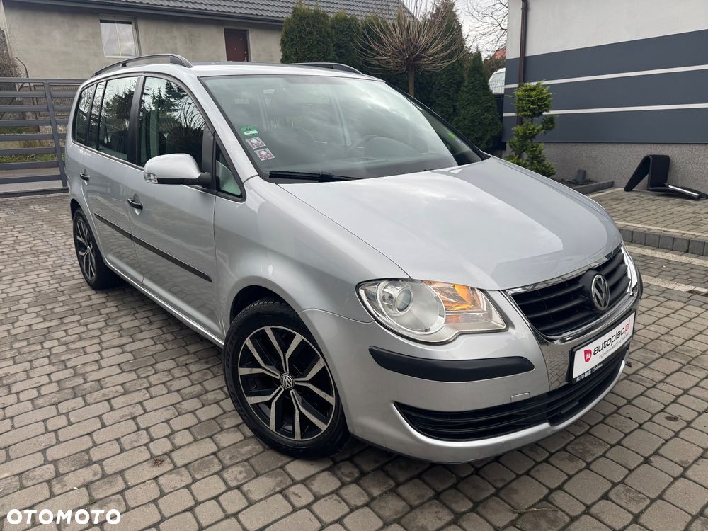 Volkswagen Touran 1.6 Freestyle - 4