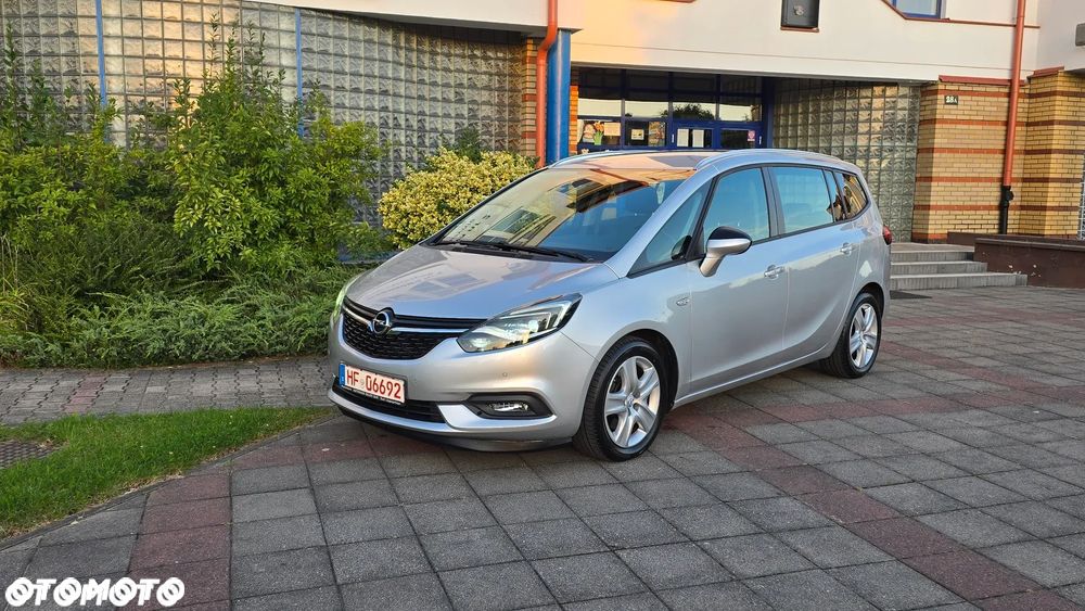 Opel Zafira - 36