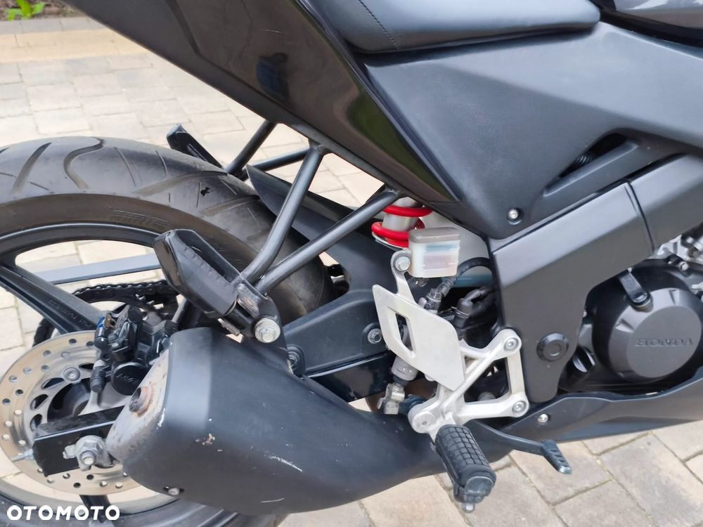 Honda CBR - 7