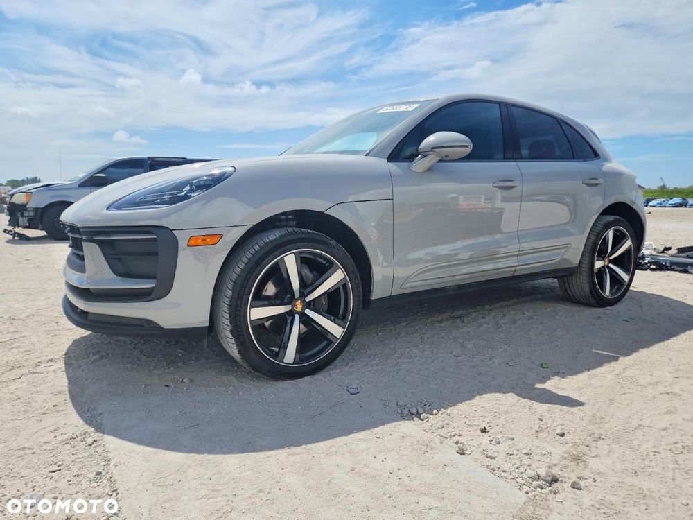Porsche Macan - 3