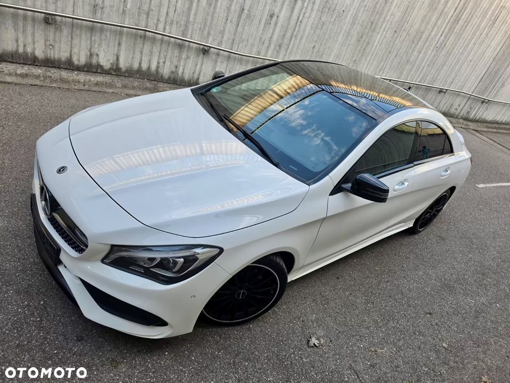 Mercedes-Benz CLA 220 4Matic 7G-DCT AMG Line - 6