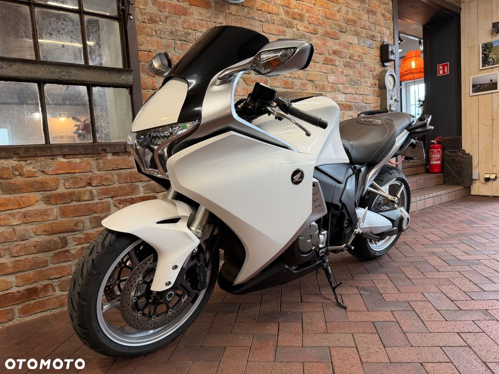 Honda VFR - 20