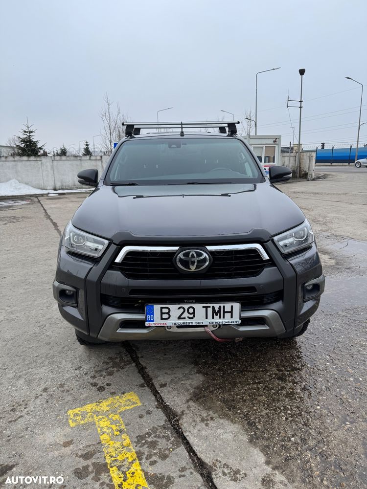 Toyota Hilux 2.8D 204CP 4x4 Double Cab AT Invincible - 1