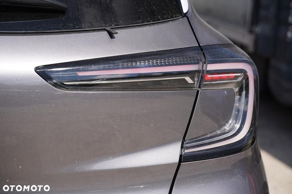 Renault Captur 1.3 TCe mHEV Techno EDC - 28