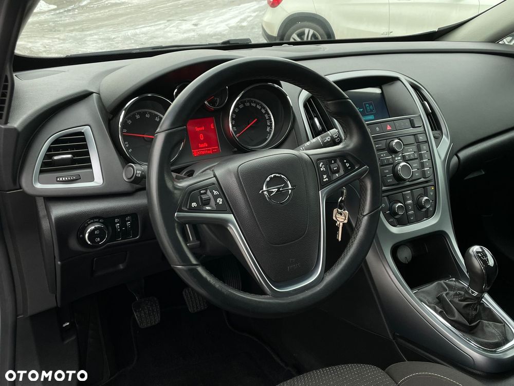 Opel Astra - 10