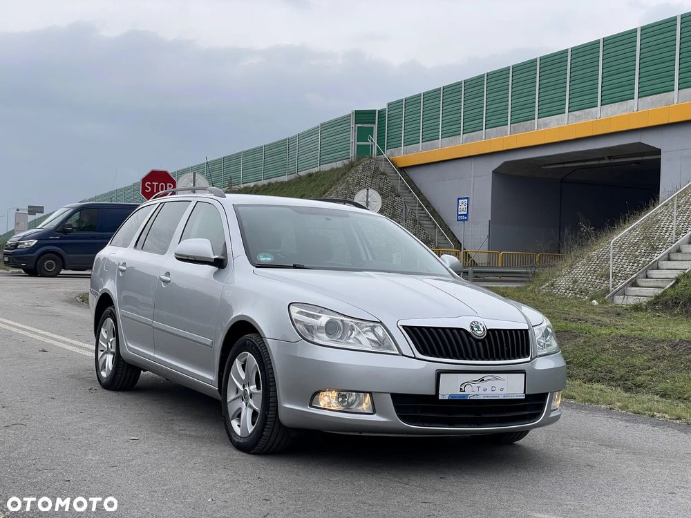 Skoda Octavia 2.0 TDI DPF Family Plus DSG - 1